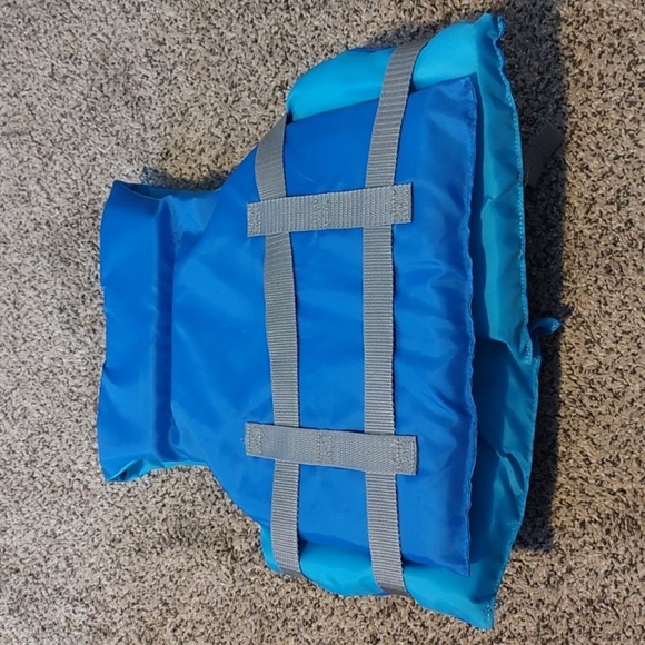 Universal Life Vest and Jacket - Picture 4 of 6